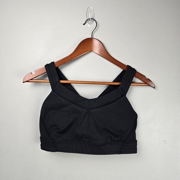 Lululemon Sports Bra Black Womens Size 8 Fitness Gym Workout - Picture 4 of 10